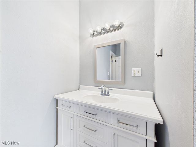 1654 Wakefield Avenue, Youngstown, OH 44514