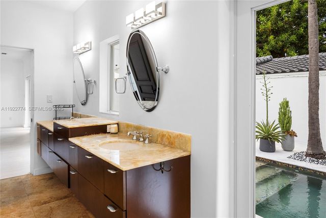 5181 La Gorce Dr, Miami Beach, FL 33140