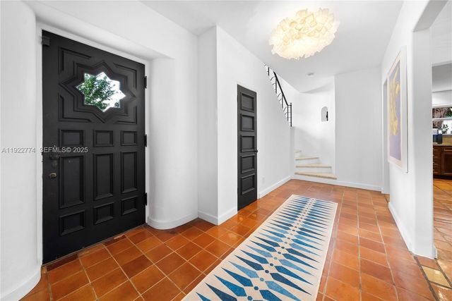 5181 La Gorce Dr, Miami Beach, FL 33140