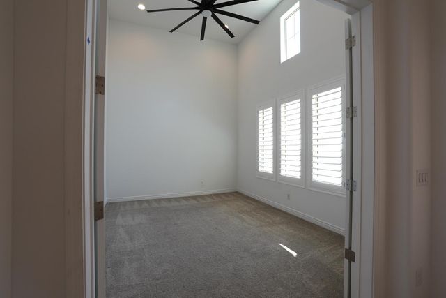 27711 N 38th Drive, Phoenix, AZ 85083
