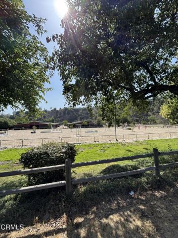 215 Bridewell Street, Los Angeles, CA 90042