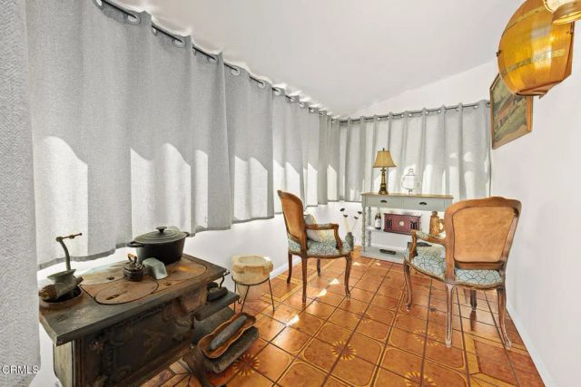 215 Bridewell Street, Los Angeles, CA 90042