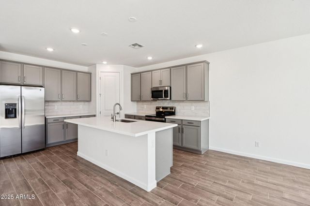 15735 W CAMDEN Avenue, Waddell, AZ 85355