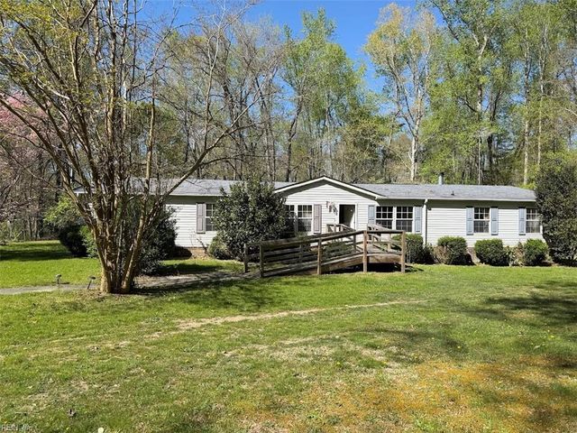 6377 Wild Acres TRL, Gloucester, VA 23061