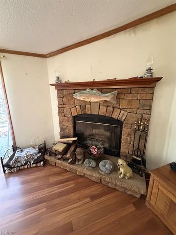 6377 Wild Acres TRL, Gloucester, VA 23061