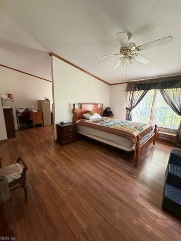 6377 Wild Acres TRL, Gloucester, VA 23061