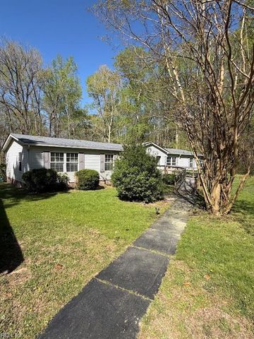 6377 Wild Acres TRL, Gloucester, VA 23061