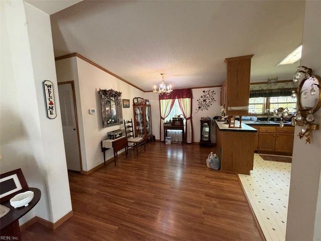 6377 Wild Acres TRL, Gloucester, VA 23061