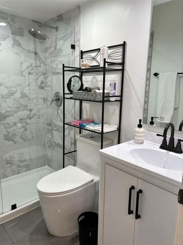 20810 San Simeon Way 109, Miami, FL 33179