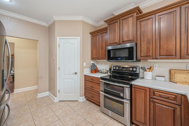 554 Magnolia Lake Drive, Defuniak Springs, FL 32433