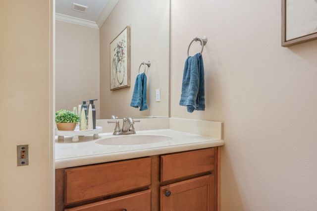 554 Magnolia Lake Drive, Defuniak Springs, FL 32433