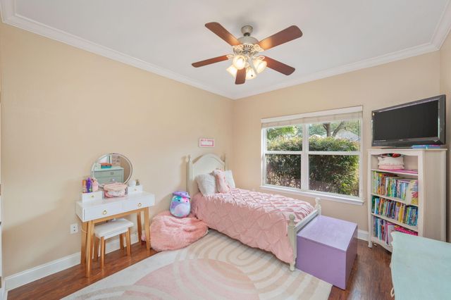 554 Magnolia Lake Drive, Defuniak Springs, FL 32433