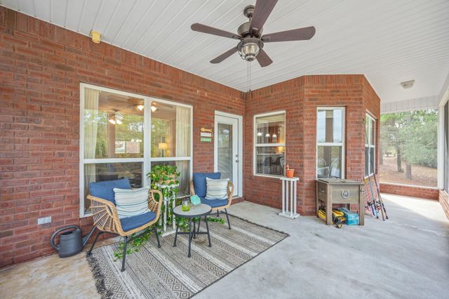 554 Magnolia Lake Drive, Defuniak Springs, FL 32433