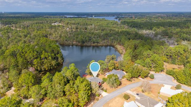 554 Magnolia Lake Drive, Defuniak Springs, FL 32433