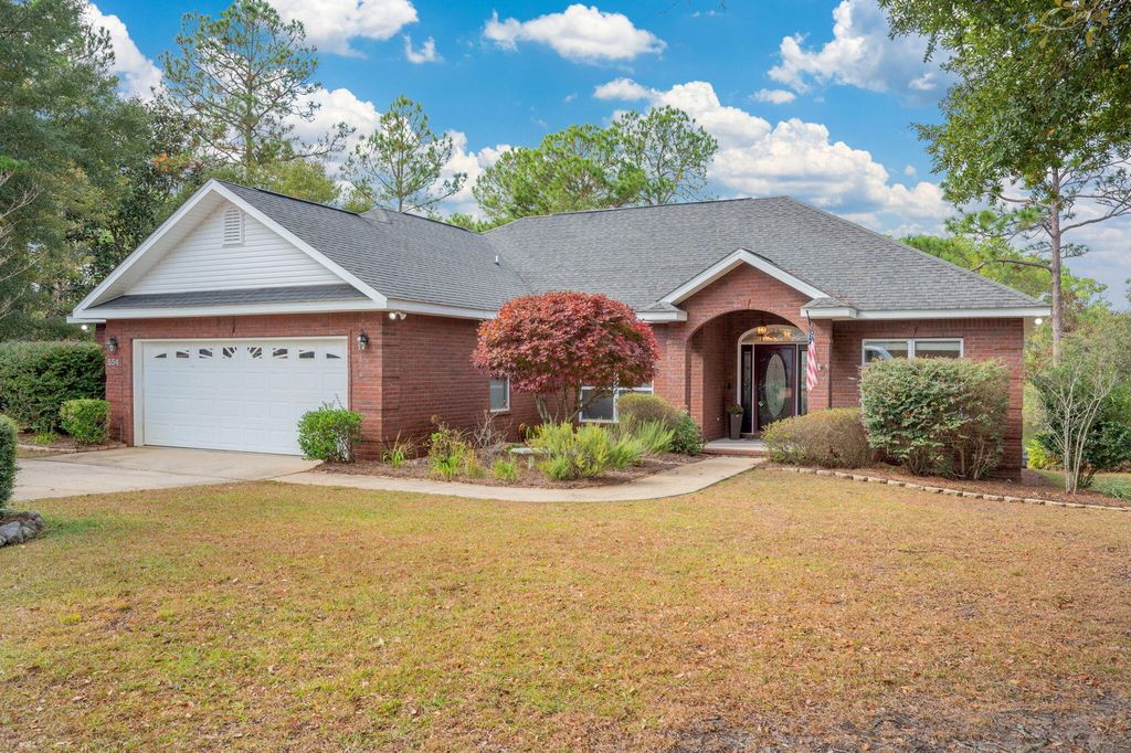 554 Magnolia Lake Drive, Defuniak Springs, FL 32433