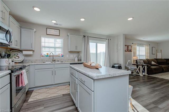 221 Estelle Drive, Lexington, NC 27295