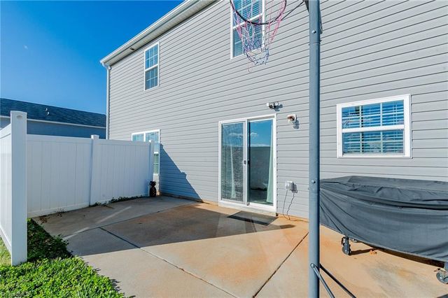 221 Estelle Drive, Lexington, NC 27295