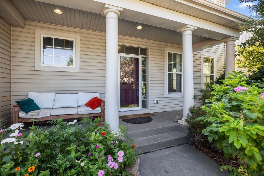 1893 Clover Meadow Drive, Chaska, MN 55318 — photo 2
