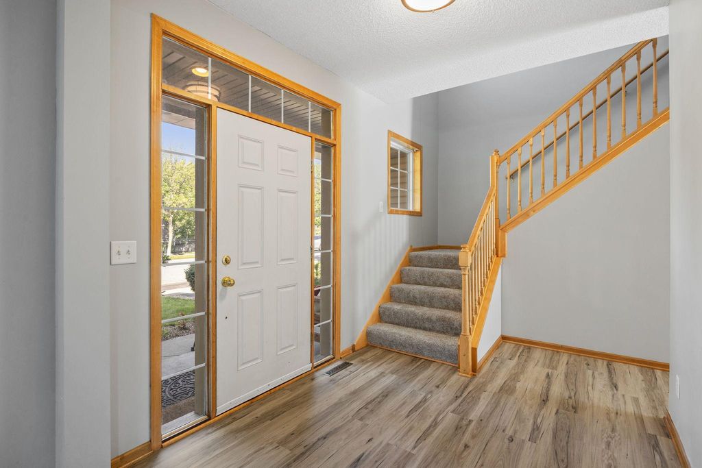 1893 Clover Meadow Drive, Chaska, MN 55318 — photo 3