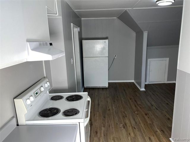 6537 Westpoint Street 2, Taylor, MI 48180