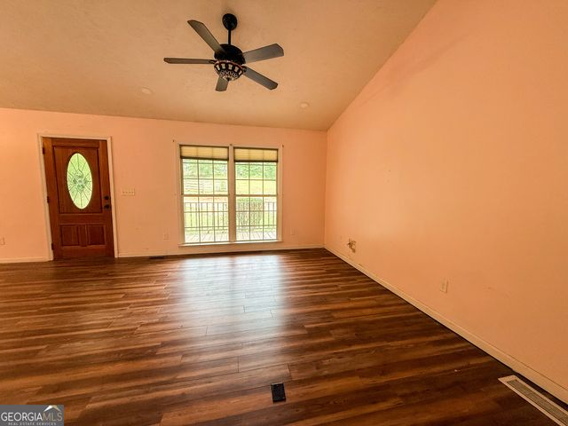 790 Birdhouse Lane, Clarkesville, GA 30523