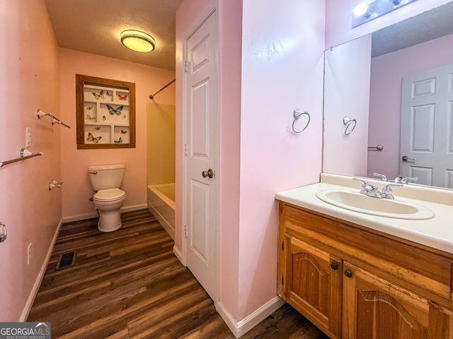 790 Birdhouse Lane, Clarkesville, GA 30523