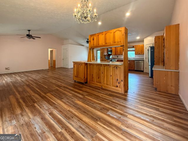 790 Birdhouse Lane, Clarkesville, GA 30523