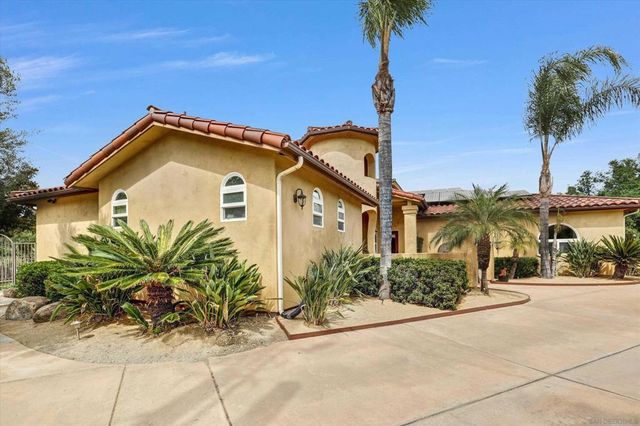 584 South grade, Alpine, CA 91901