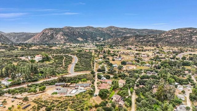 584 South grade, Alpine, CA 91901
