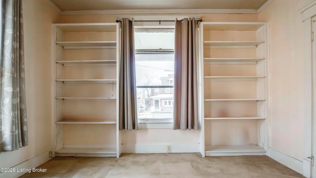 1402 S 28th St, Louisville, KY 40211