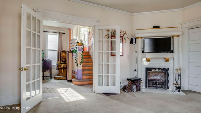 1402 S 28th St, Louisville, KY 40211