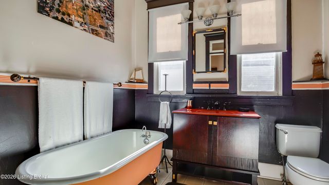 1402 S 28th St, Louisville, KY 40211