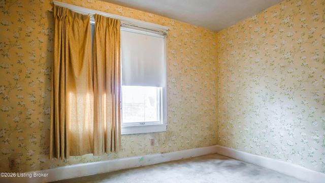 1402 S 28th St, Louisville, KY 40211