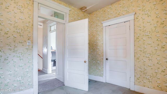 1402 S 28th St, Louisville, KY 40211