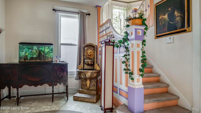 1402 S 28th St, Louisville, KY 40211