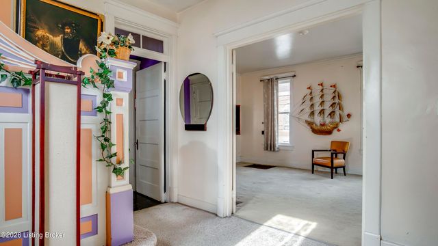 1402 S 28th St, Louisville, KY 40211