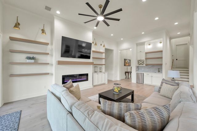 6859 Kingston Cove Lane, Willis, TX 77318
