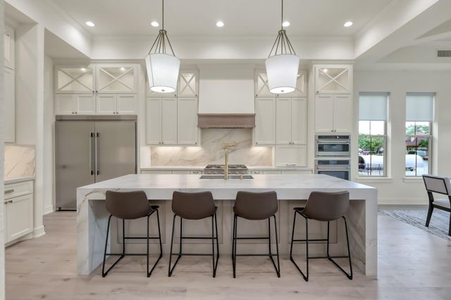 6859 Kingston Cove Lane, Willis, TX 77318