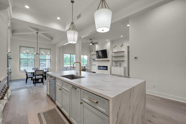 6859 Kingston Cove Lane, Willis, TX 77318
