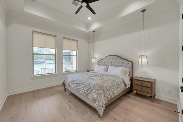 6859 Kingston Cove Lane, Willis, TX 77318