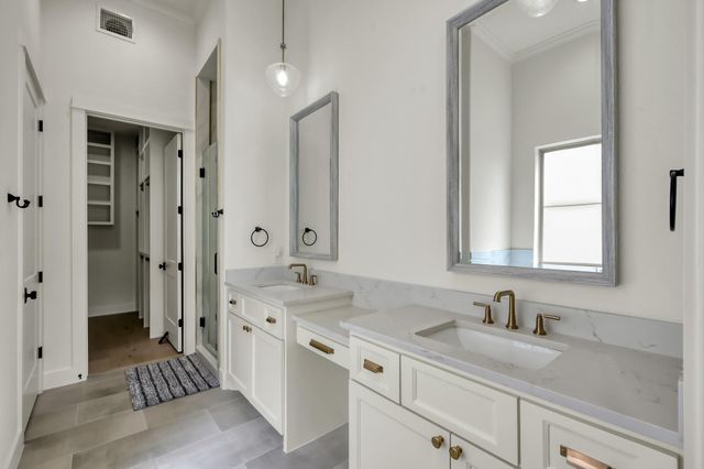 6859 Kingston Cove Lane, Willis, TX 77318