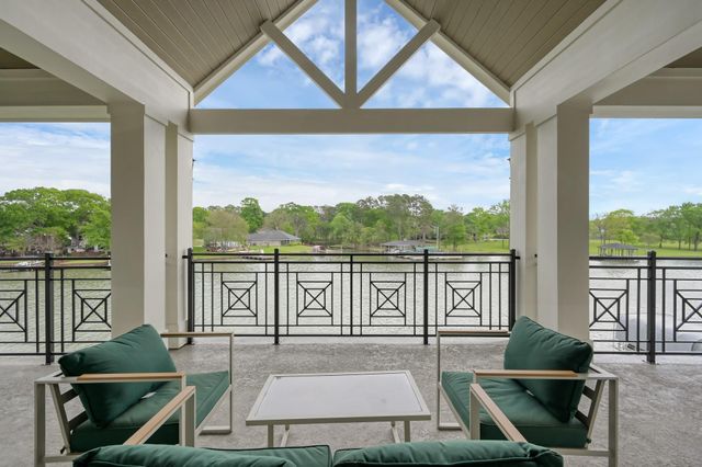 6859 Kingston Cove Lane, Willis, TX 77318