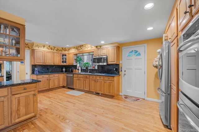 57 Wensley Drive, Great Neck, NY 11020