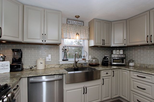 2795 Cranberry Hwy, Wareham, MA 02571