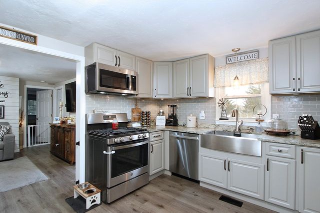 2795 Cranberry Hwy, Wareham, MA 02571