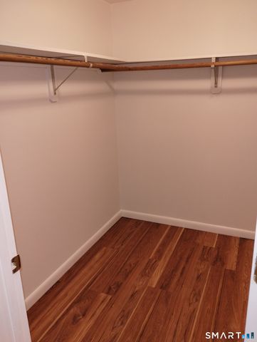 523 Popes Island Road 523, Milford, CT 06461