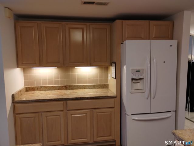 523 Popes Island Road 523, Milford, CT 06461