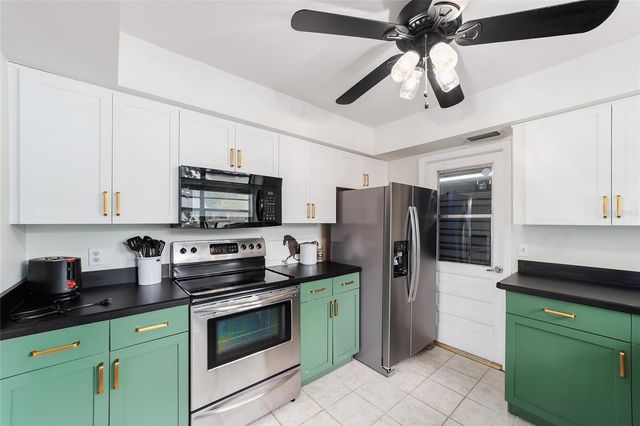 8185 NW 48TH LANE, Ocala, FL 34482