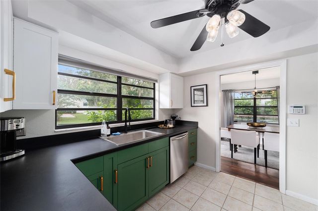 8185 NW 48TH LANE, Ocala, FL 34482