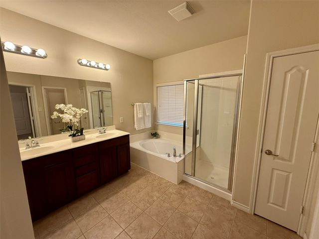 5534 Grosseto Drive, Frisco, TX 75034